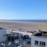 Le Transat Bleu